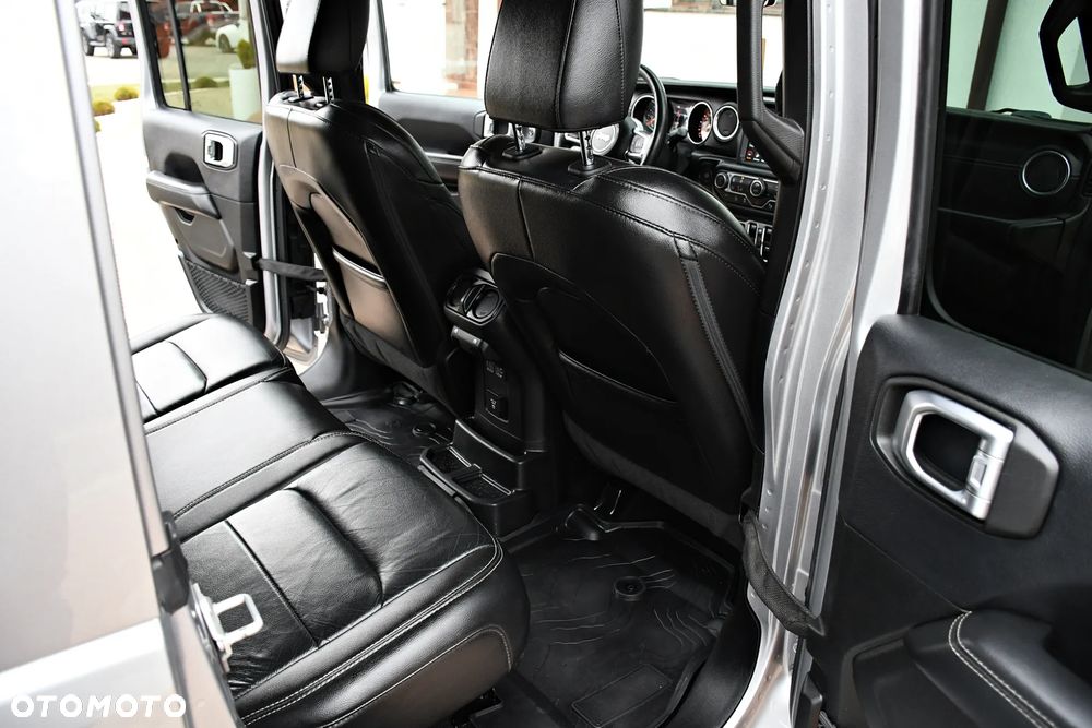 Jeep Wrangler Unlimited GME 2.0 Turbo Sahara - 18