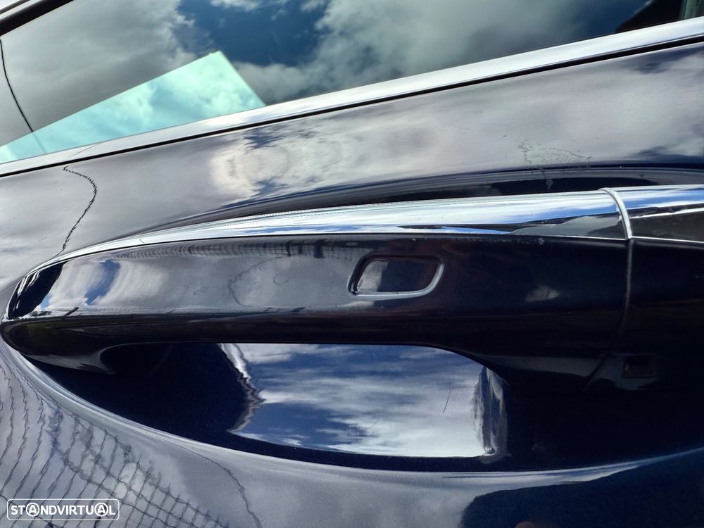 Mercedes-Benz E 300 d AMG - 21