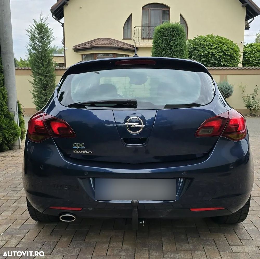 Opel Astra Sports Tourer 2.0 CDTI - 14