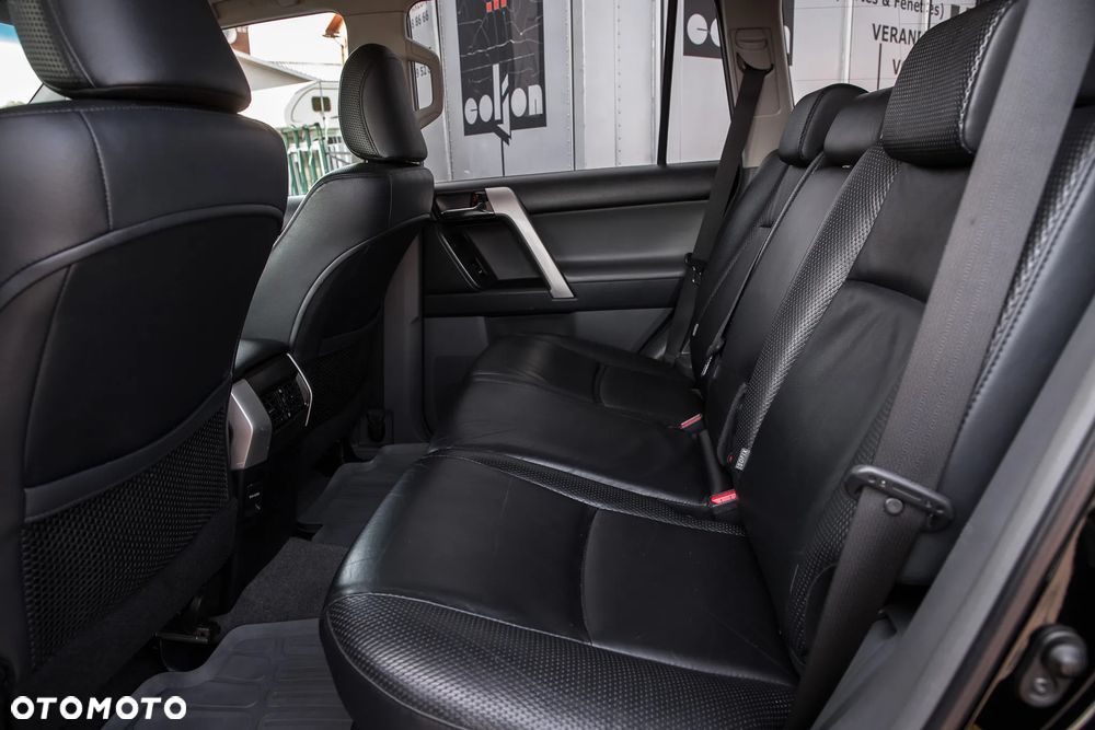 Toyota Land Cruiser LC 3.0 D-4D Prestige - 28