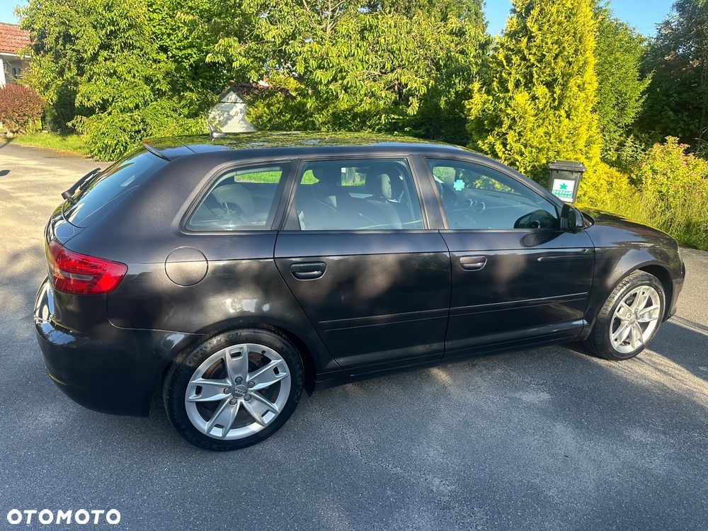 Audi A3 Sportback 2.0 TDI DPF Ambiente - 22