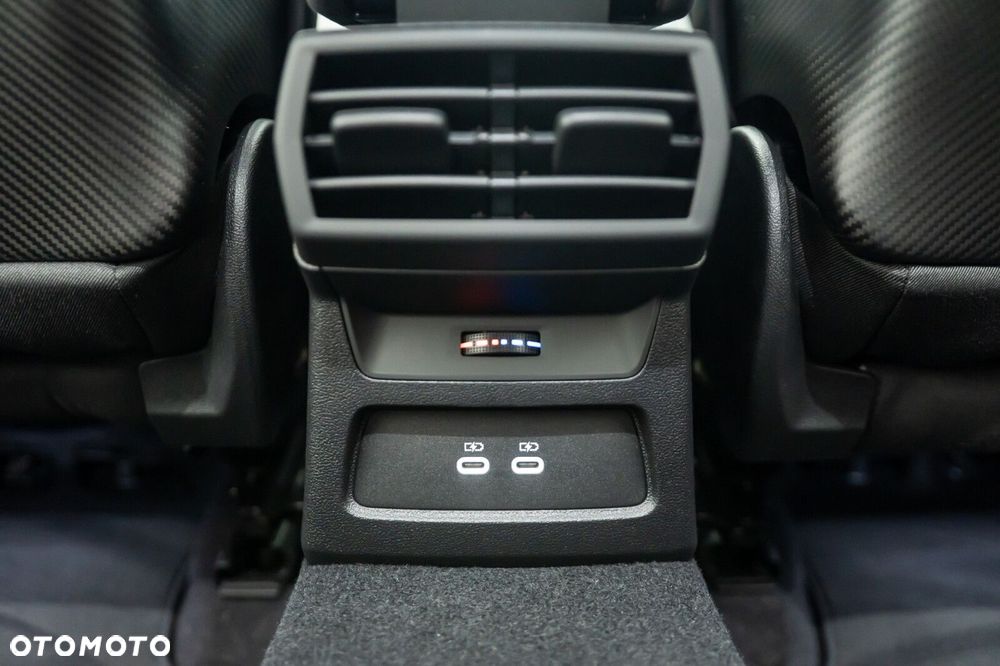 Audi RS3 Limousine - 18