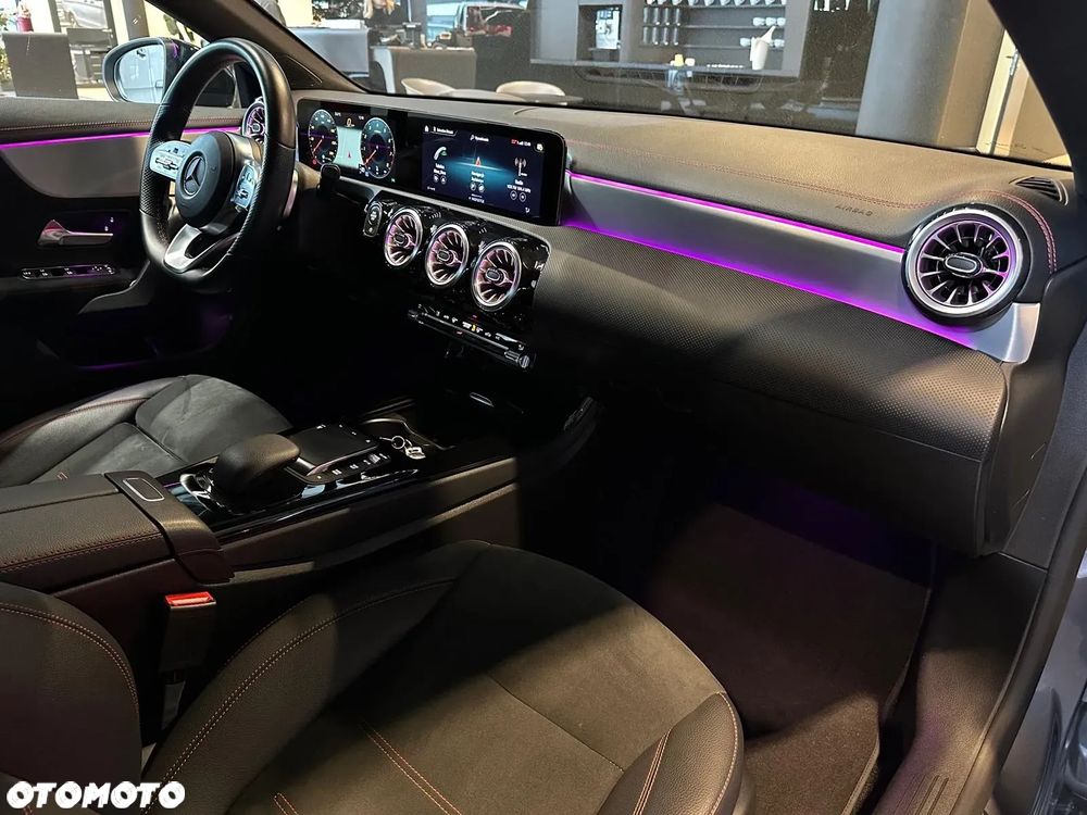 Mercedes-Benz CLA 200 AMG Line 7G-DCT - 10