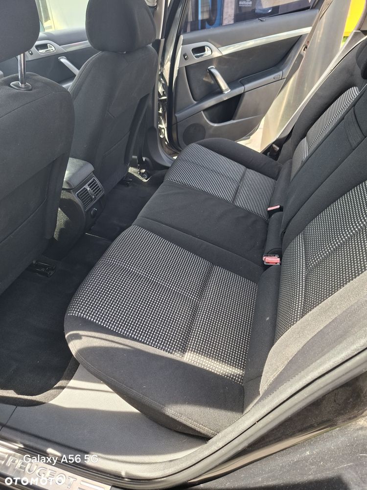 Peugeot 407 - 17
