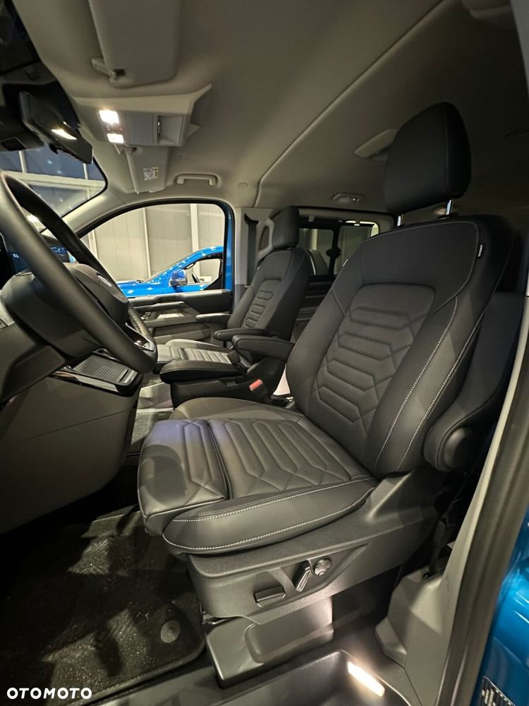 Ford Tourneo Custom - 16