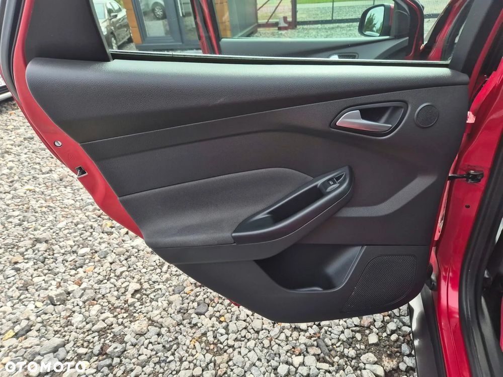 Ford Focus - 15