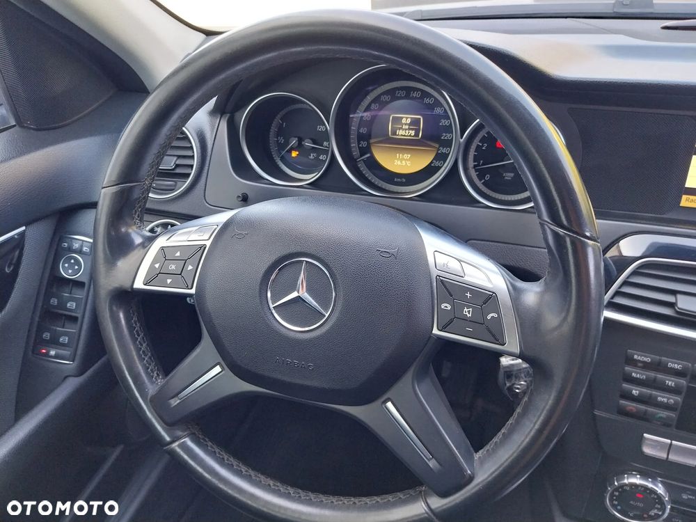 Mercedes-Benz Klasa C 180 BlueEFFICIENCY - 23