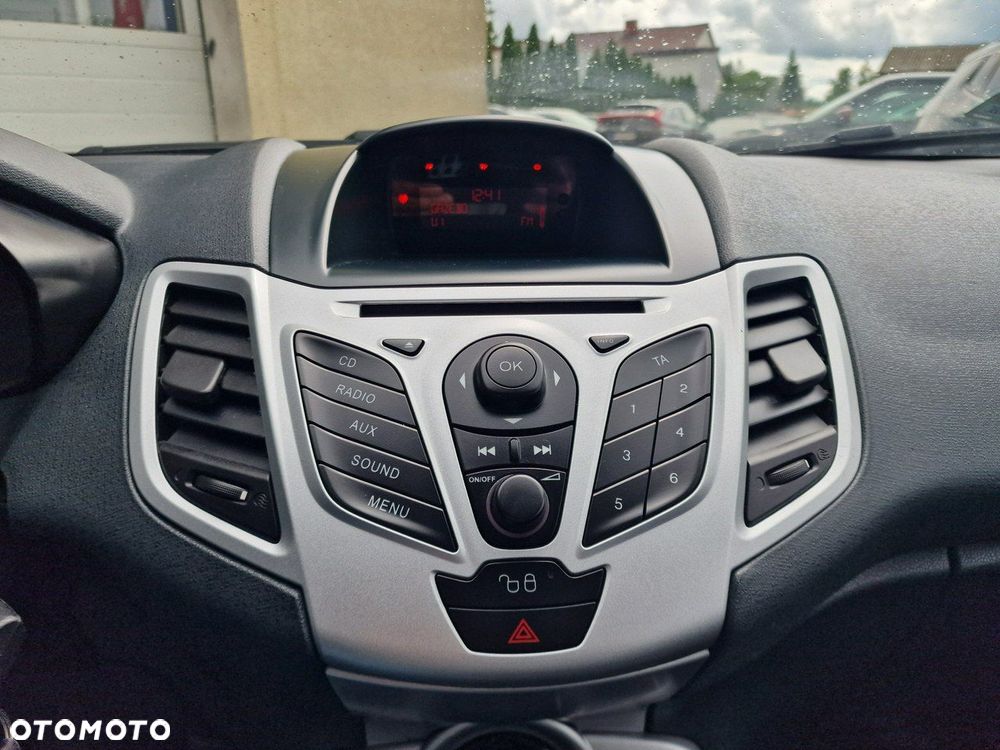 Ford Fiesta 1.25 Trend - 26