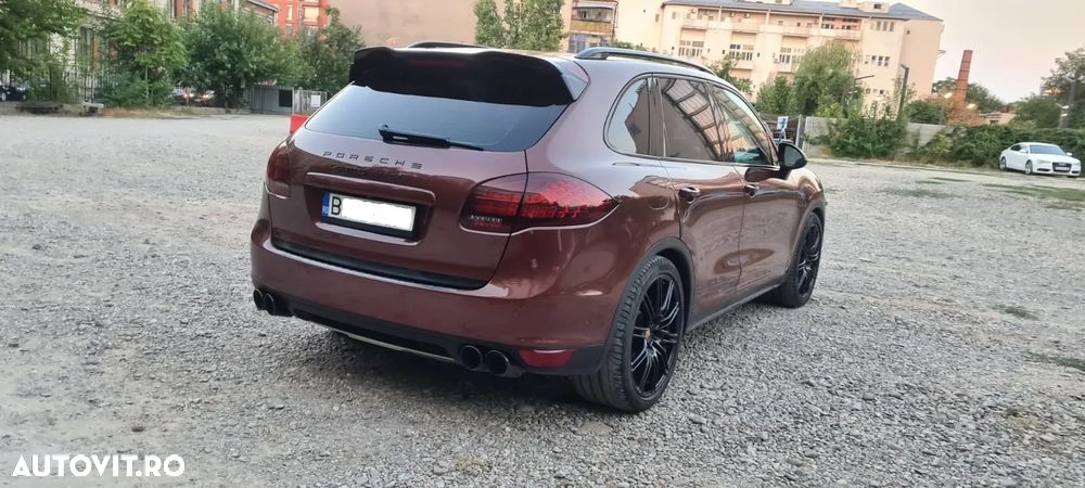 Porsche Cayenne V6 3.0L Aut. - 2