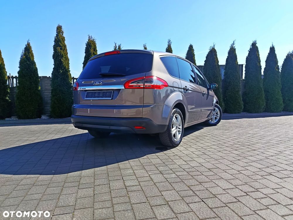 Ford S-Max 2.0 TDCi DPF Champions Edition - 17