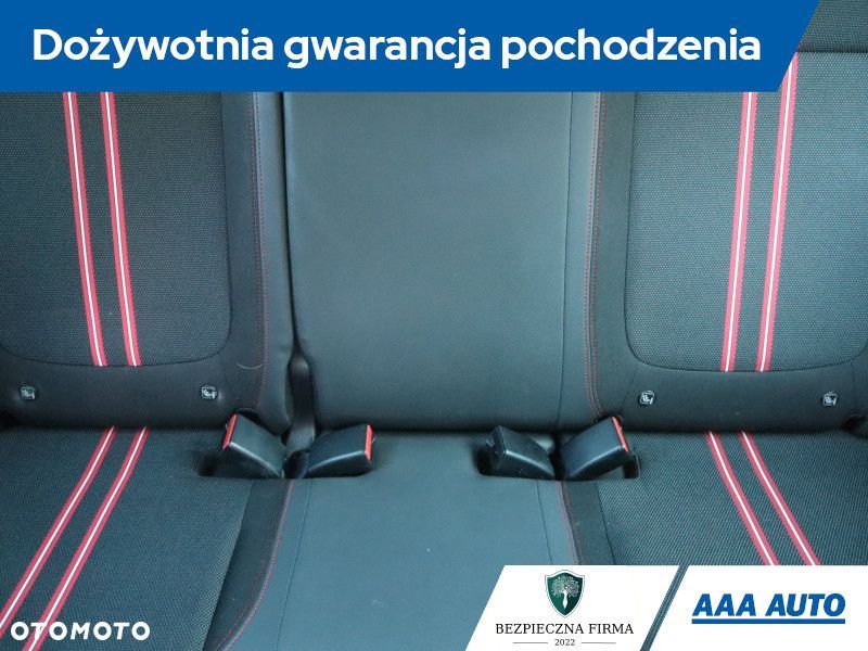 Opel Crossland X - 11