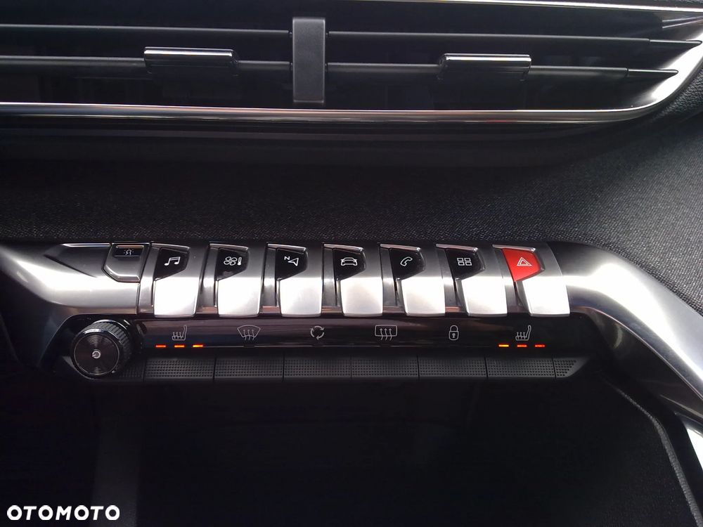 Peugeot 5008 1.6 PureTech GT Line S&S EAT8 - 34