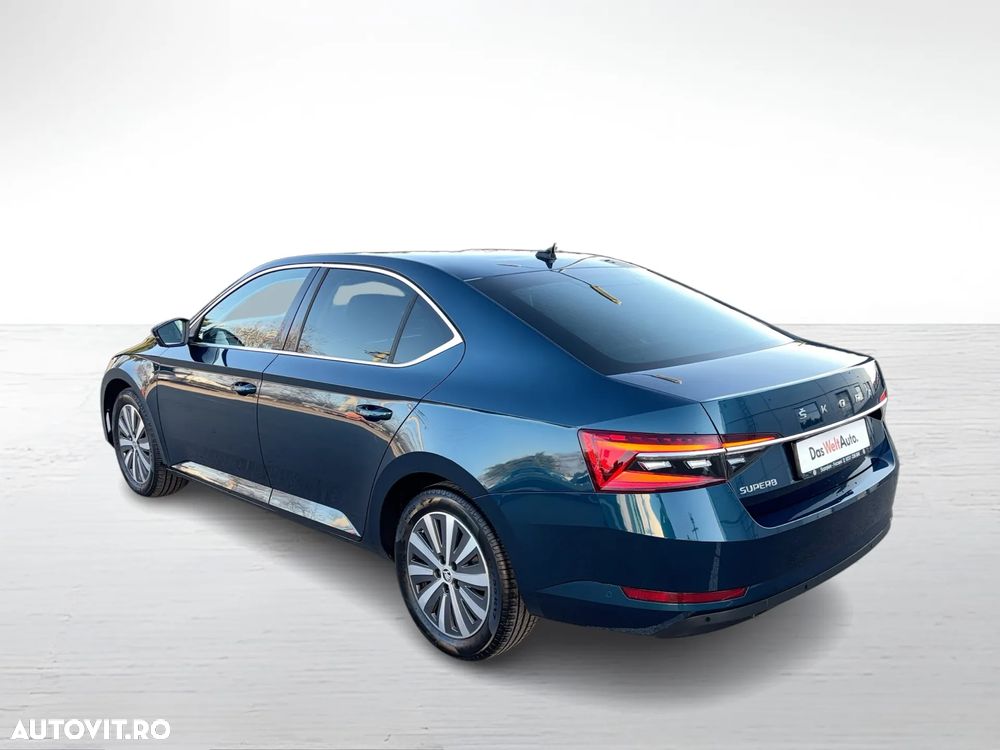 Skoda Superb 2.0 TDI DSG Style - 3