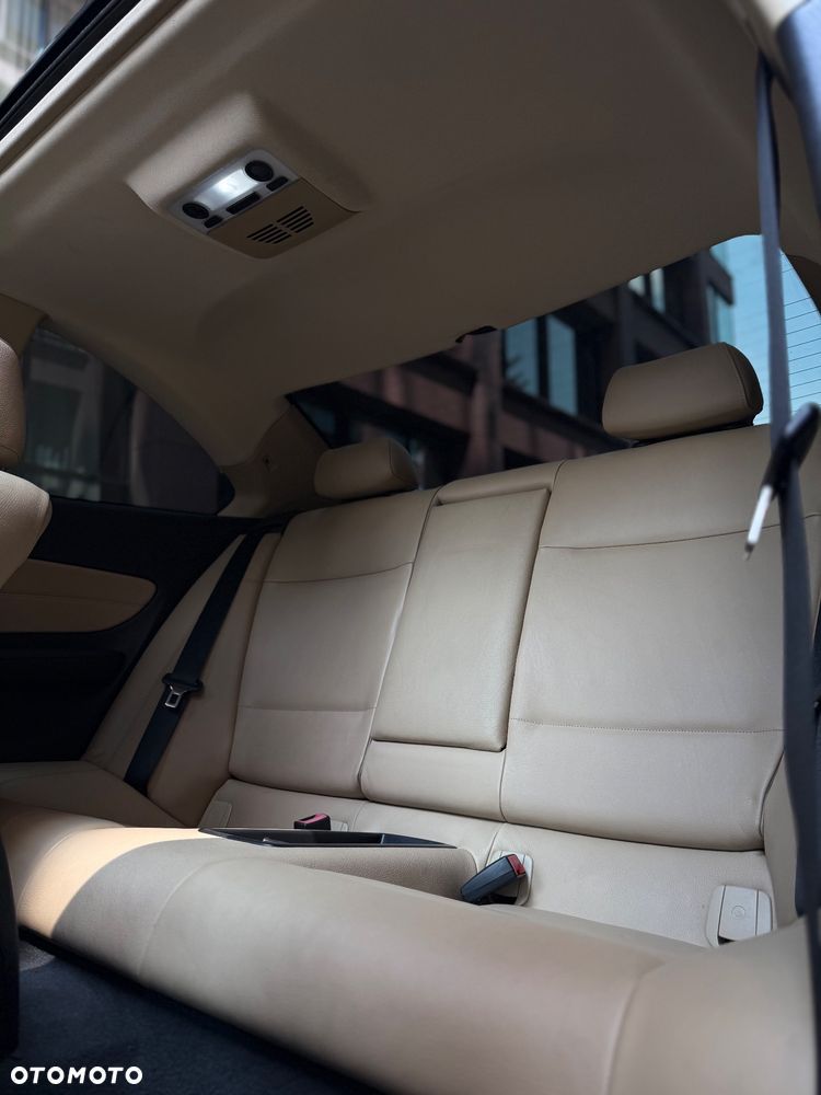 BMW Seria 1 125i Edition Exclusive - 16