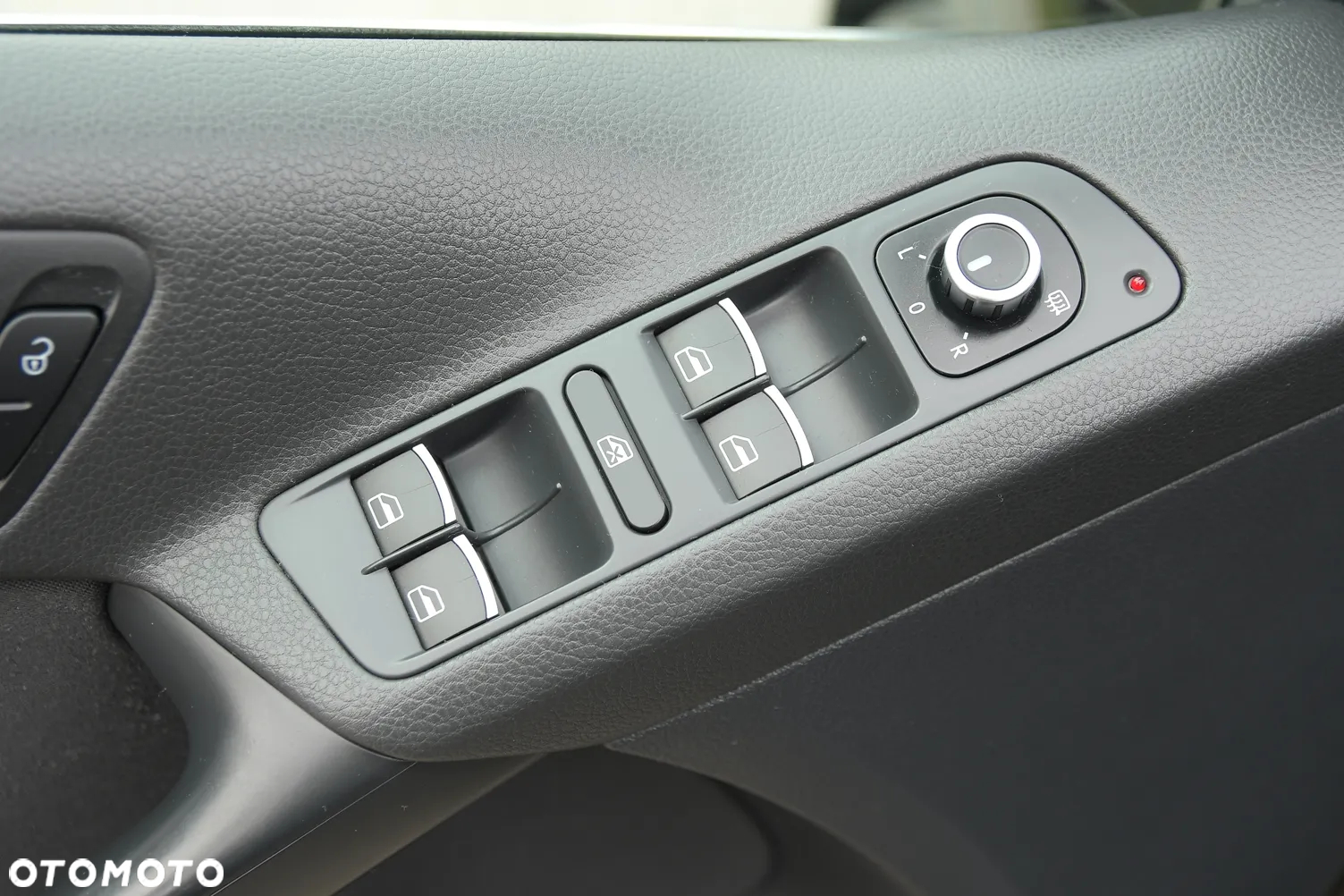 Volkswagen Tiguan - 28