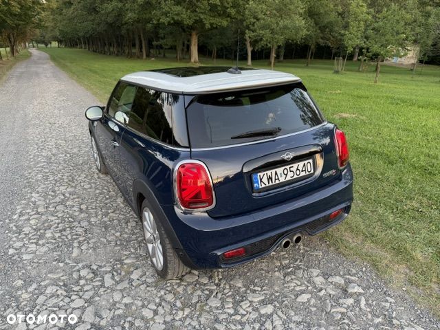 Mini Cooper S 2019 photo 4