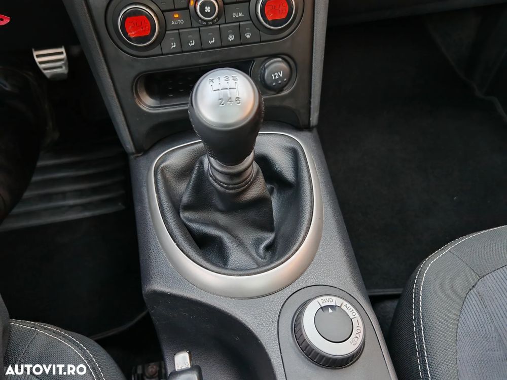 Nissan Qashqai+2 2.0 dCi DPF 4x4 tekna - 10