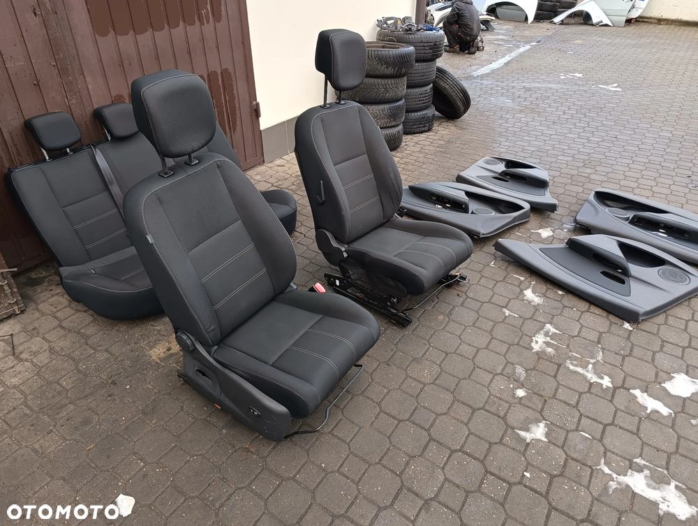 Tapicerka fotel fotele boczki Renault Megane III HB HATCHBACK - 1