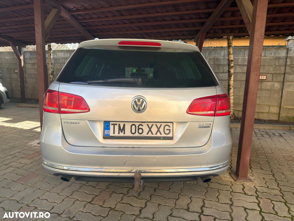 Volkswagen Passat 2.0 TDI 4Motion BlueMotion Technology Comfortline DSG - 10