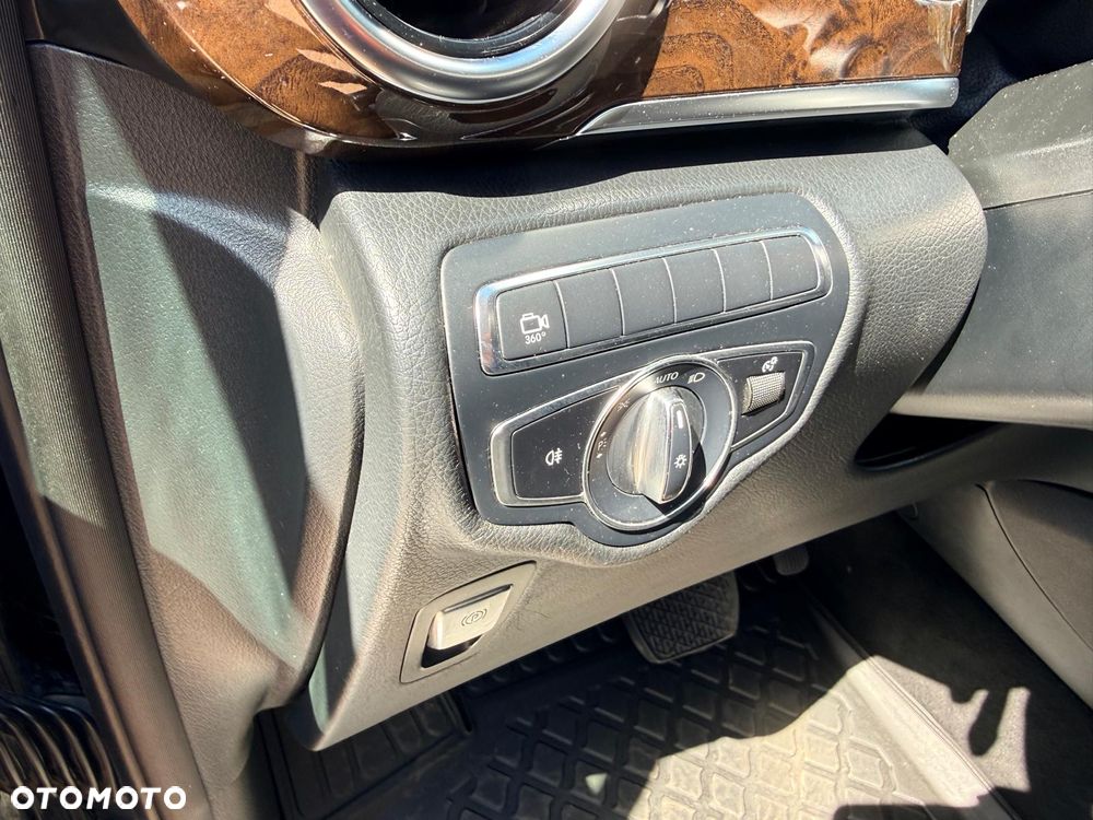 Mercedes-Benz Klasa V 250 (BlueTEC) d lang 7G-TRONIC - 32