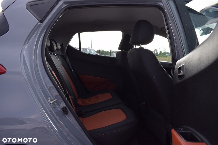 Hyundai i10 1.0 BlueDrive Premium - 10