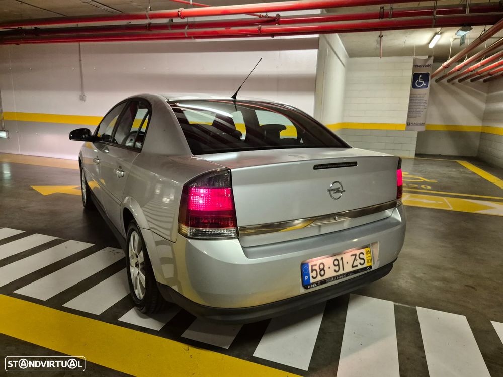 Opel Vectra 1.9 CDTi Elegance - 10