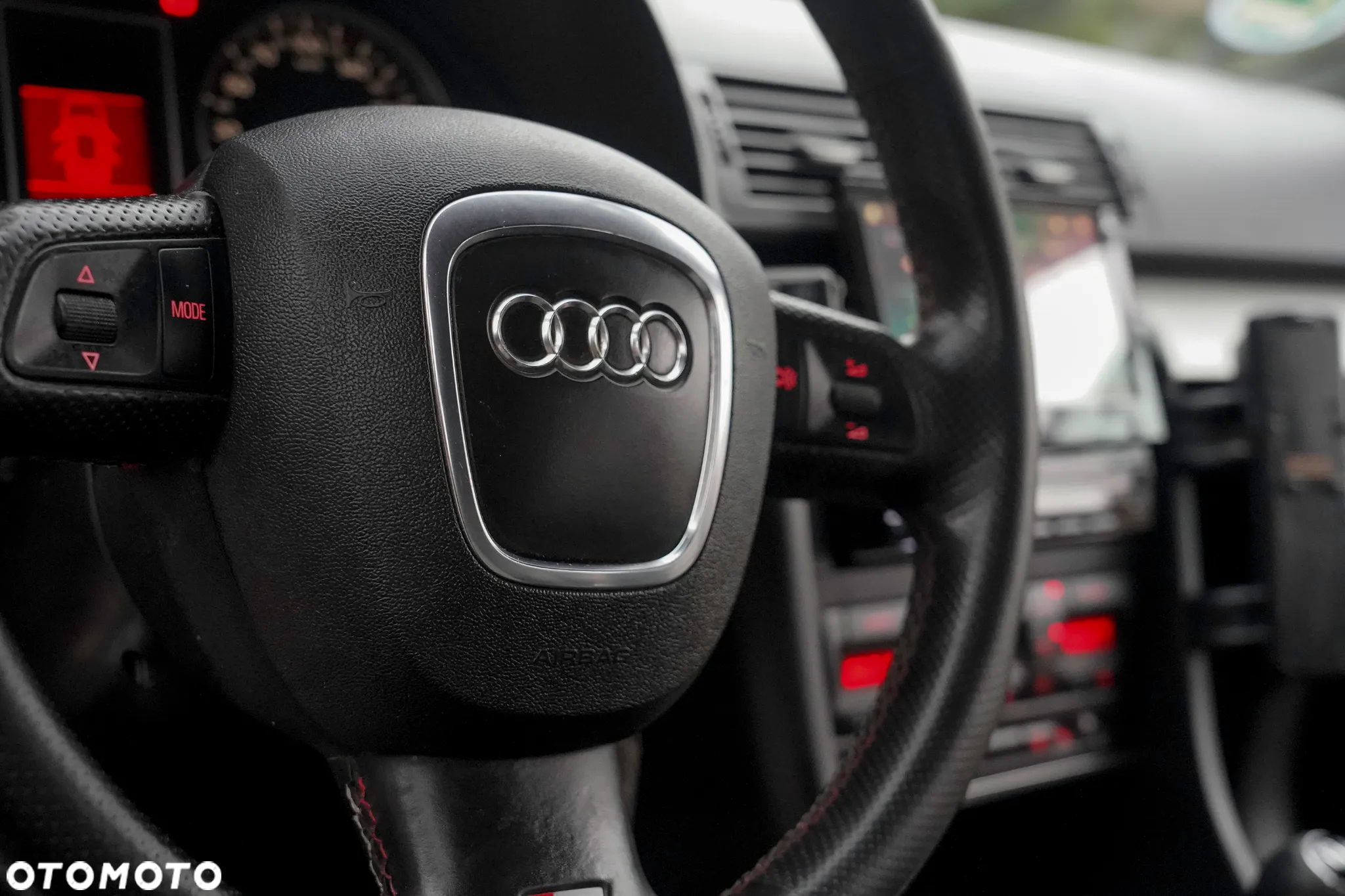Audi A4 Avant 2.0 TDI - 28