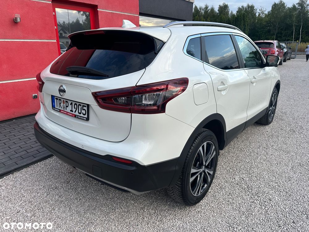 Nissan Qashqai 1.3 DIG-T TEKNA - 2