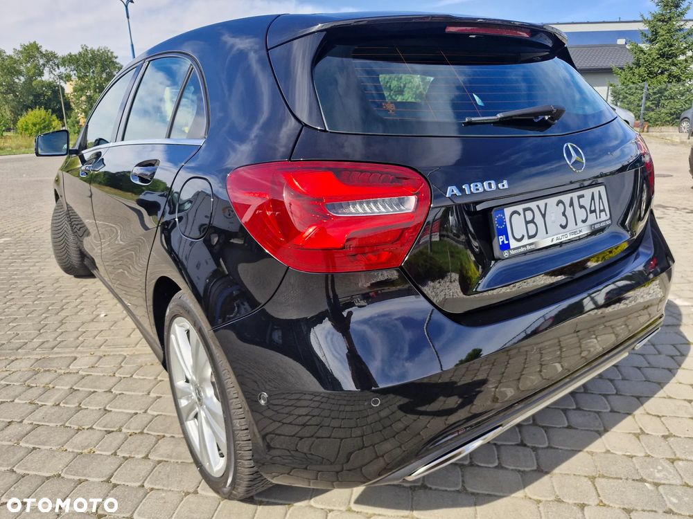 Mercedes-Benz Klasa A 180 d 7G-DCT - 28