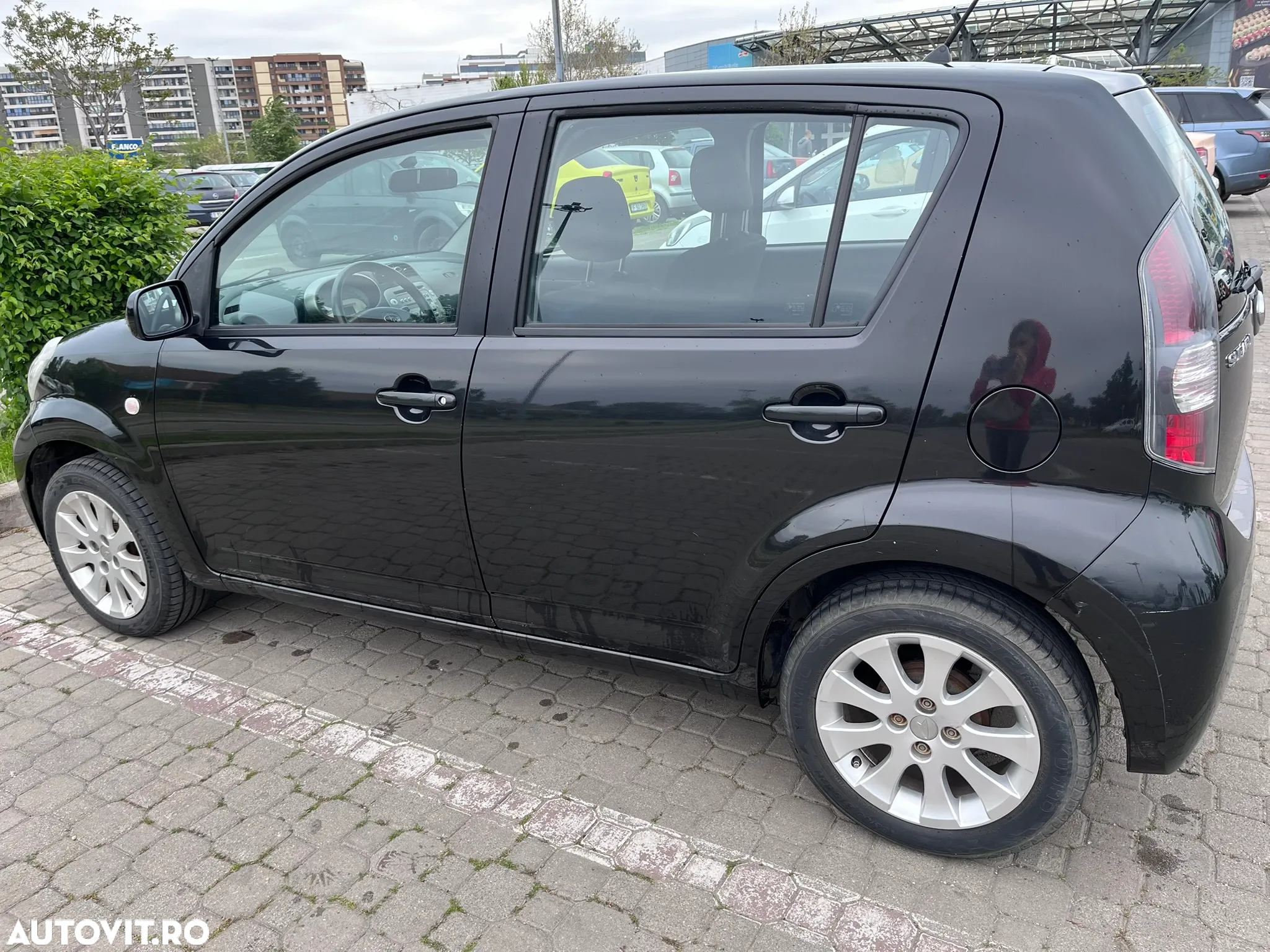 Subaru Justy 1.0 BASE - 2
