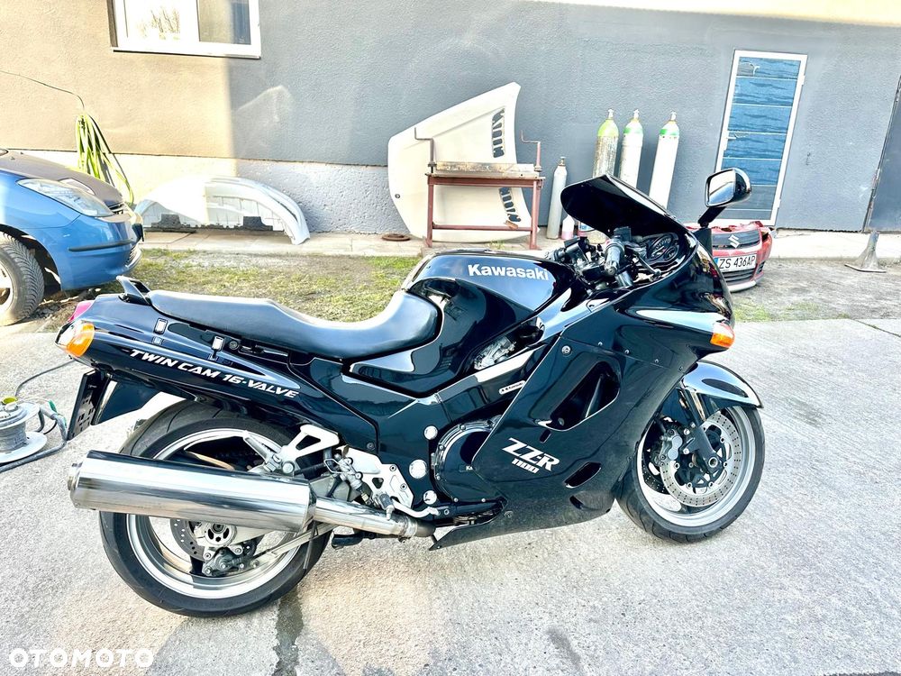 Kawasaki ZZR - 6