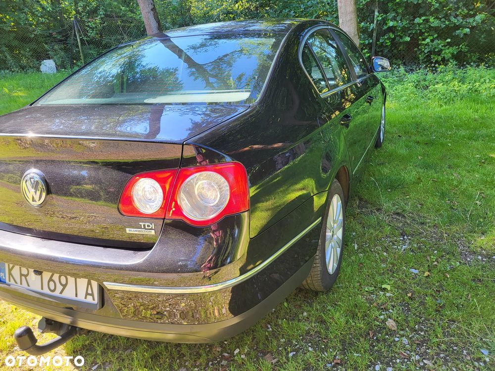 Volkswagen Passat 1.6 TDI BlueMotion Technology Comfortline - 1