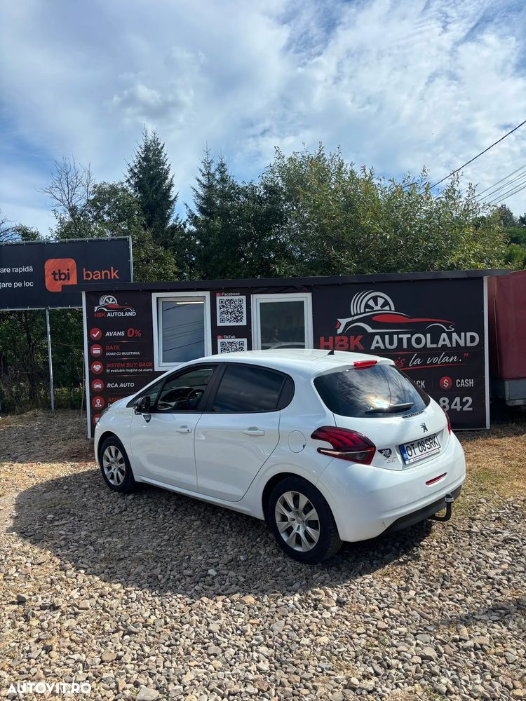 Peugeot 208 1.2 L PureTech Access - 6