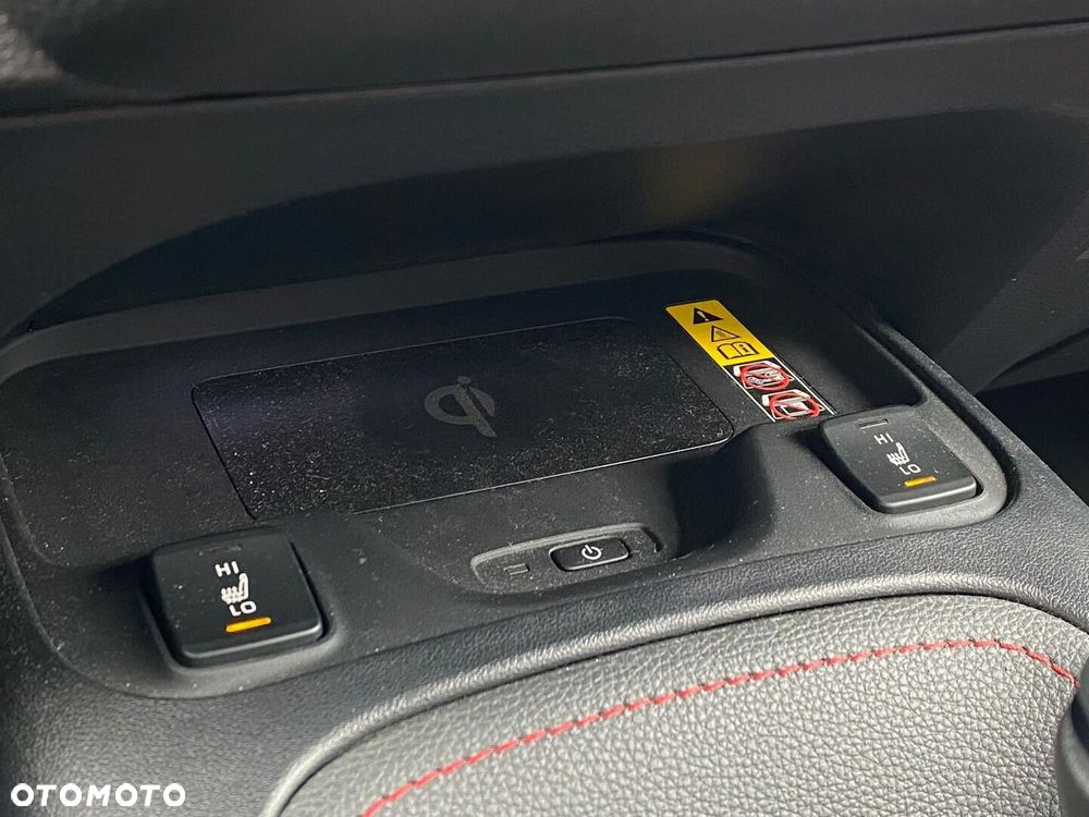 Toyota Corolla - 30