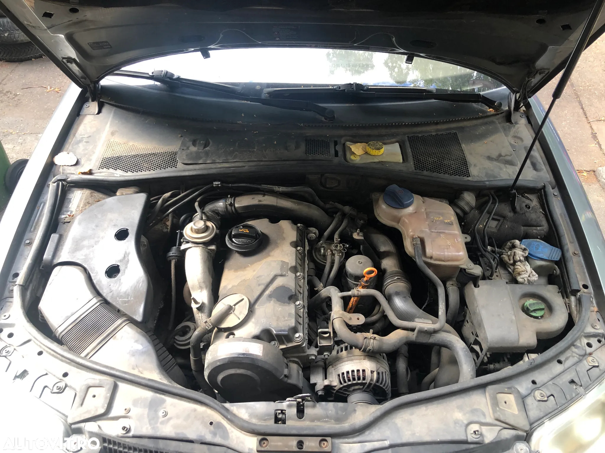 Dezmembrez VW Volkswagen Passat B5.5 sedan 1.9 TDI AVF 131cp - 9