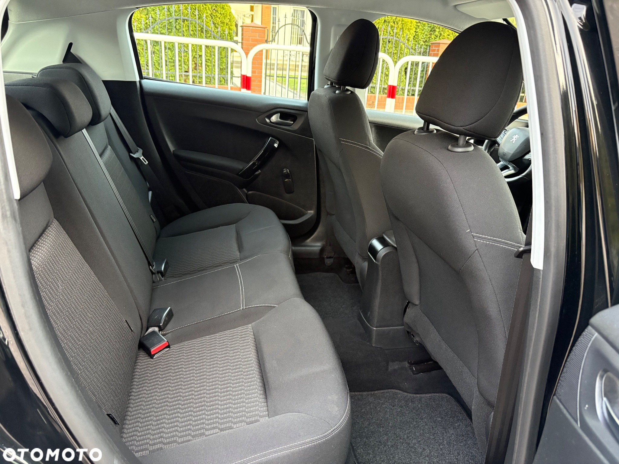 Peugeot 208 PureTech 82 Start & Stop Tech Edition - 25