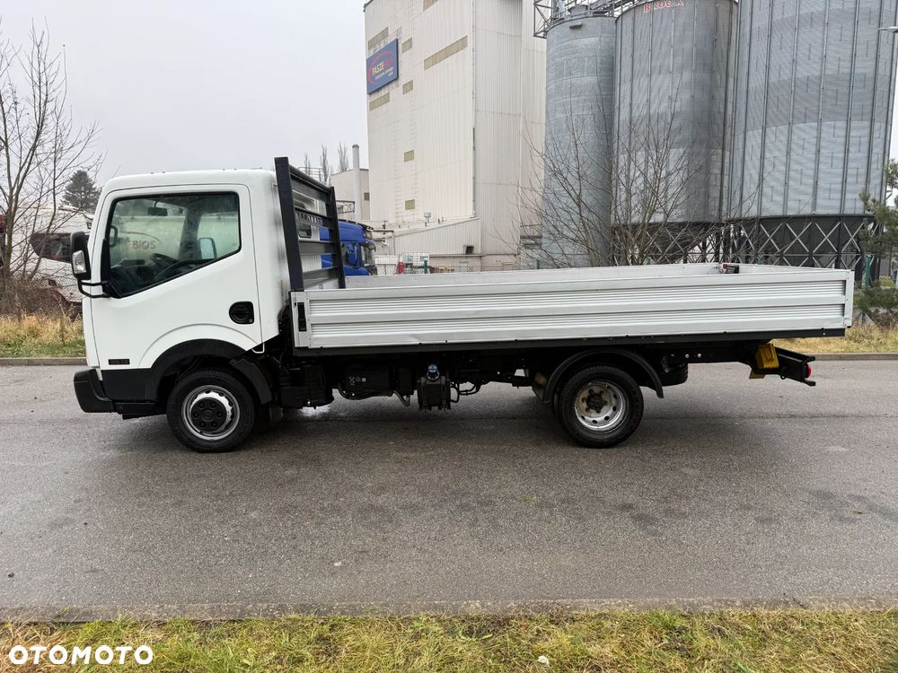 Nissan NT 400  Cabstar - 8