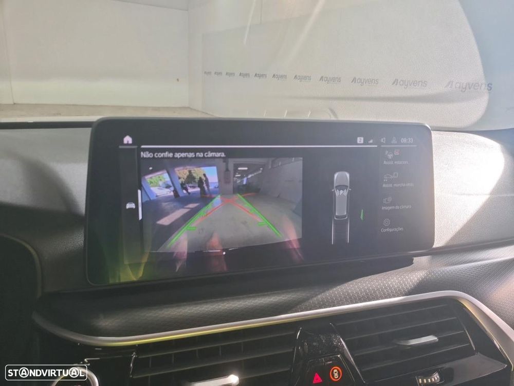 BMW 520 d Pack Desportivo M Auto - 8