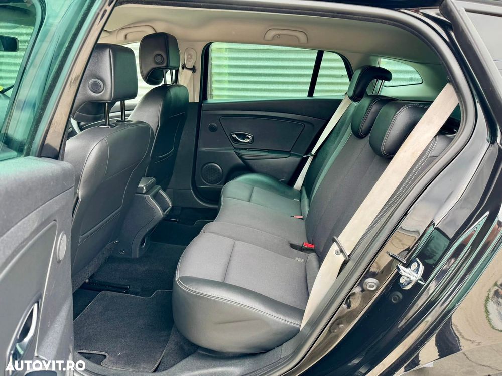 Renault Megane ENERGY dCi 110 Start & Stop Bose Edition - 8