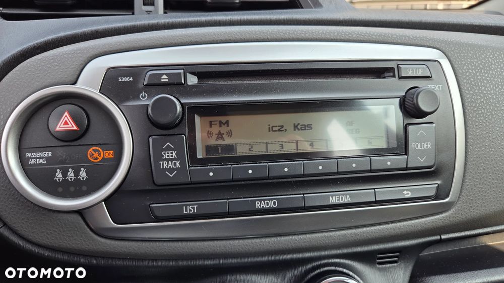 Toyota Yaris 1.0 Sol - 13