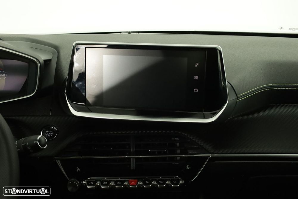 Peugeot 2008 1.2 PureTech GT EAT8 - 8
