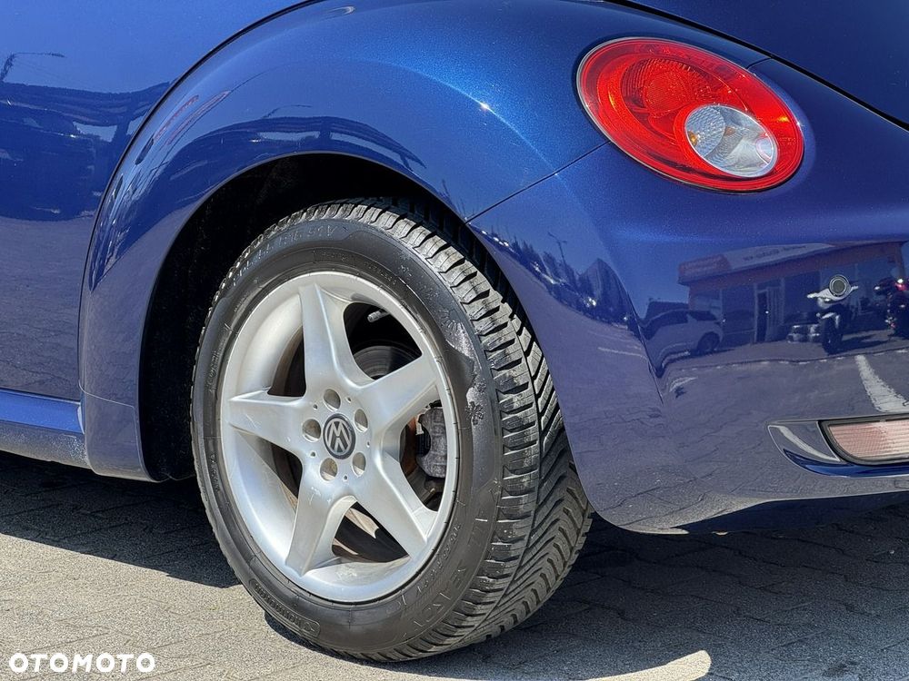 Volkswagen New Beetle 1.6 - 7