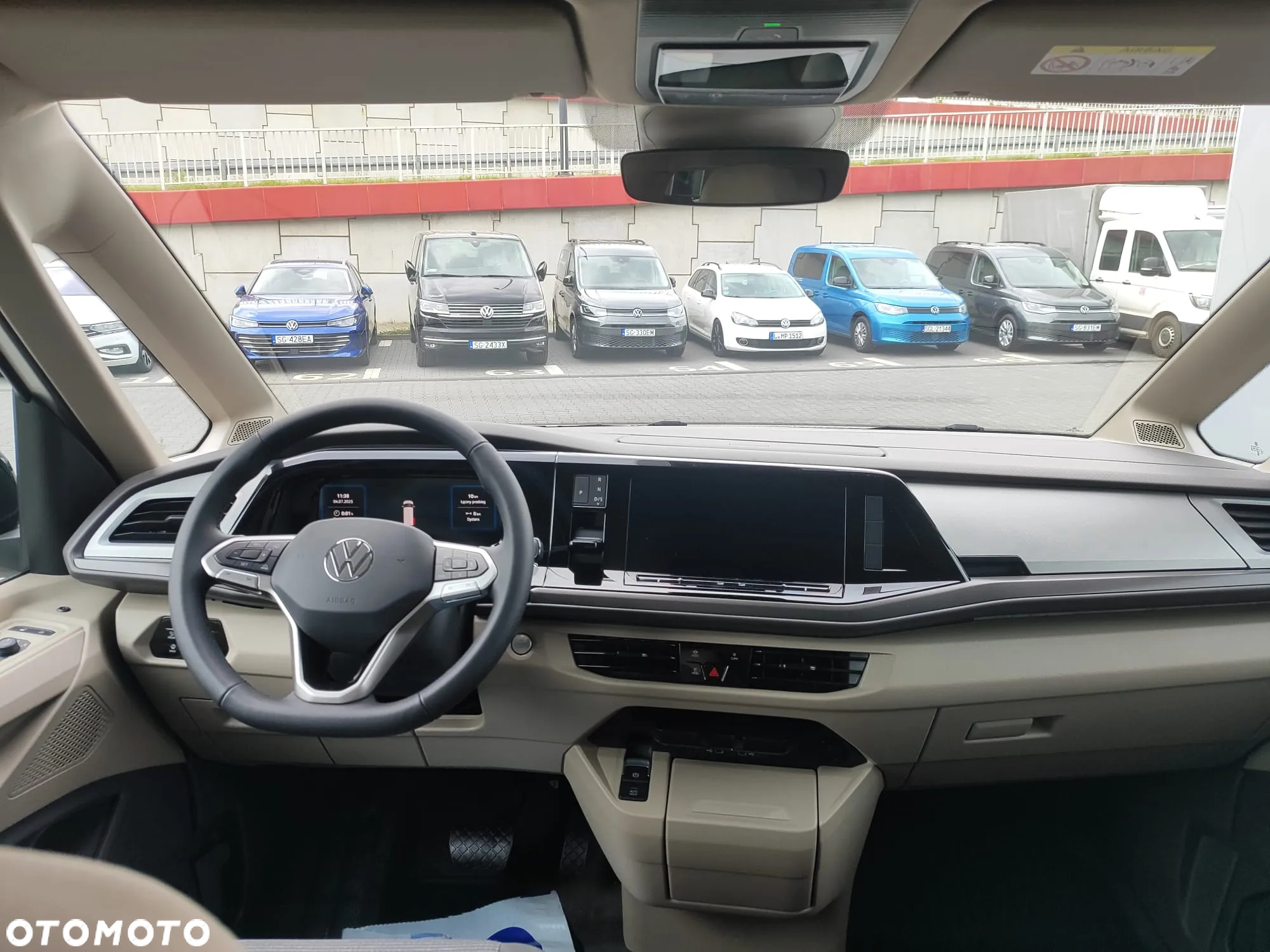 Volkswagen Multivan 2.0 TDI L2 Family DSG - 8