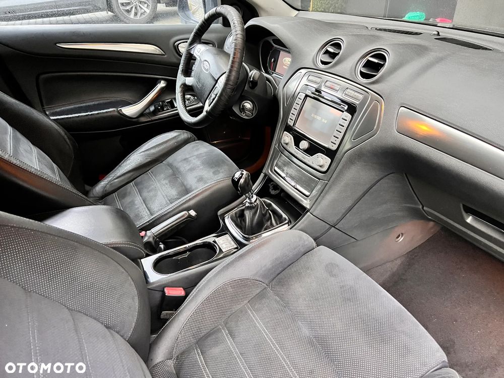 Ford Mondeo 2.0 TDCi Titanium - 12