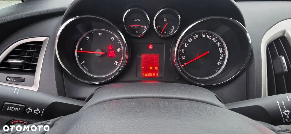 Opel Astra 1.7 CDTI DPF 150 Jahre - 18