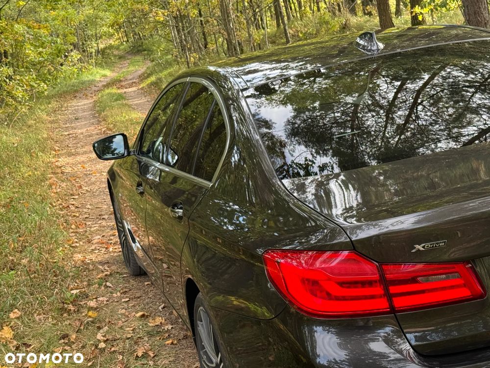 BMW Seria 5 520d Luxury Line - 16