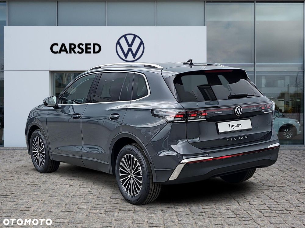 Volkswagen Tiguan - 6