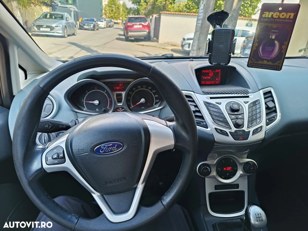 Ford Fiesta 1.4 TDCI Titanium - 5