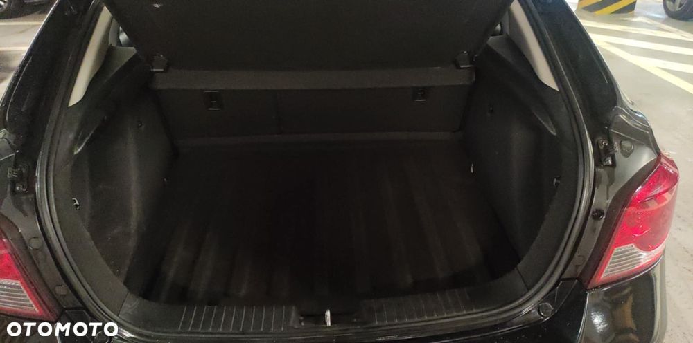 Chevrolet Cruze 1.8 LT - 9