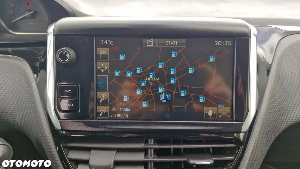 Peugeot 2008 1.6 BlueHDi Allure - 17